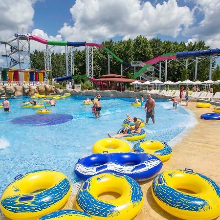 Aqua Nevis Hotel & Aqua Park Sunny Beach Exterior photo