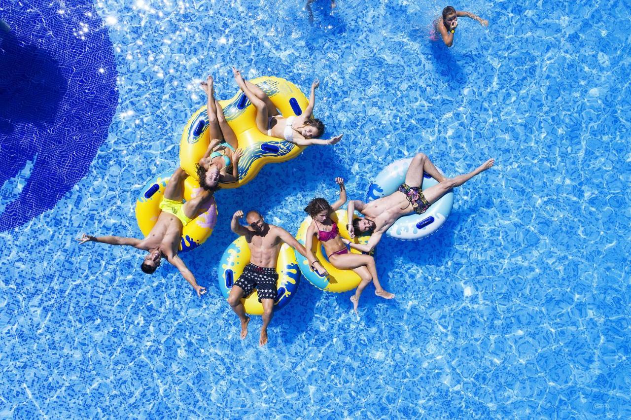 Aqua Nevis Hotel & Aqua Park Sunny Beach Exterior photo
