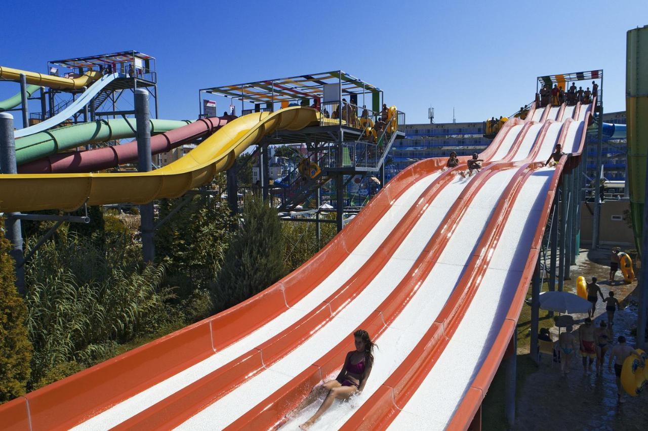 Aqua Nevis Hotel & Aqua Park Sunny Beach Exterior photo